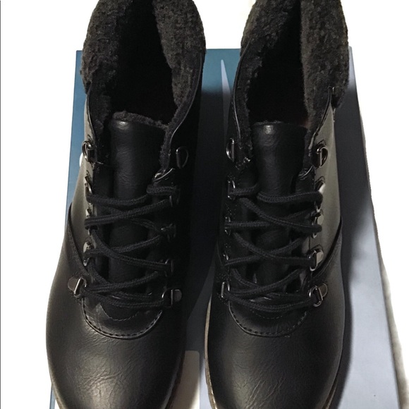 Mountain Sole Winter Boots - Picture 4 of 4